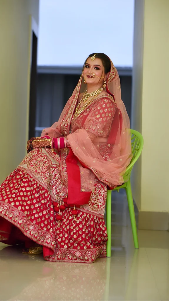 Anu Anand img12