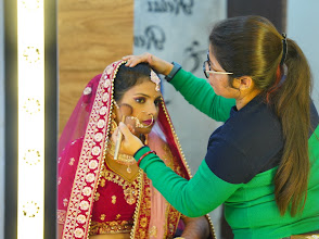 Flawless Best Beautiful parlour Bridal make up in hatia Ranchi img04