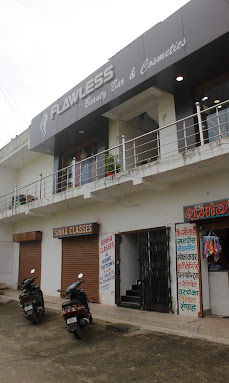 Flawless Best Beautiful parlour Bridal make up in hatia Ranchi img14
