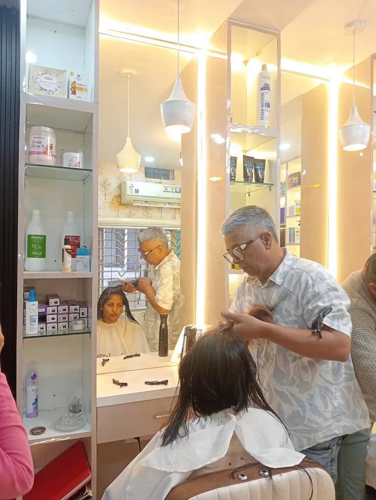 Hair and Fair Unisex Salon img01
