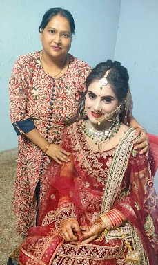 Naina Ladies Beauty Parlour img13