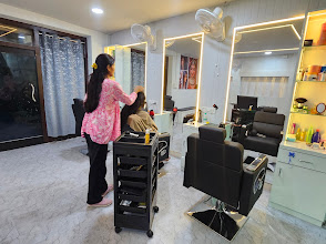 Natures Hair and Beauty Family Salon img01