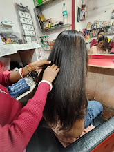Puja beauty parlour img01