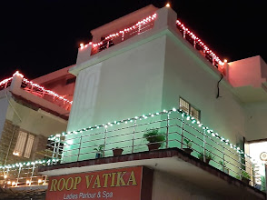 Roop Vatika Ladies Parlour img02