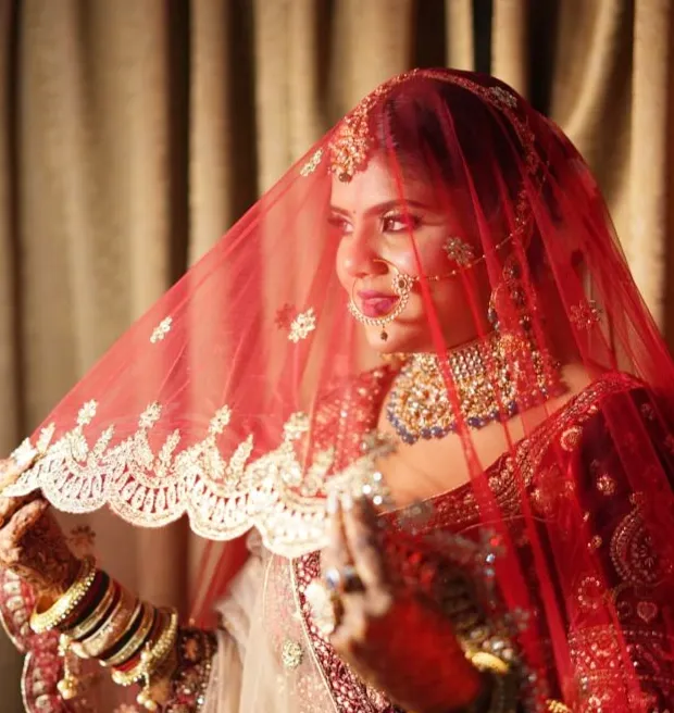 Showstopper Bridal Salon Makeup Studio img08