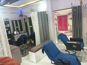 Sparkle Herbal Ladies Beauty Parlour img02