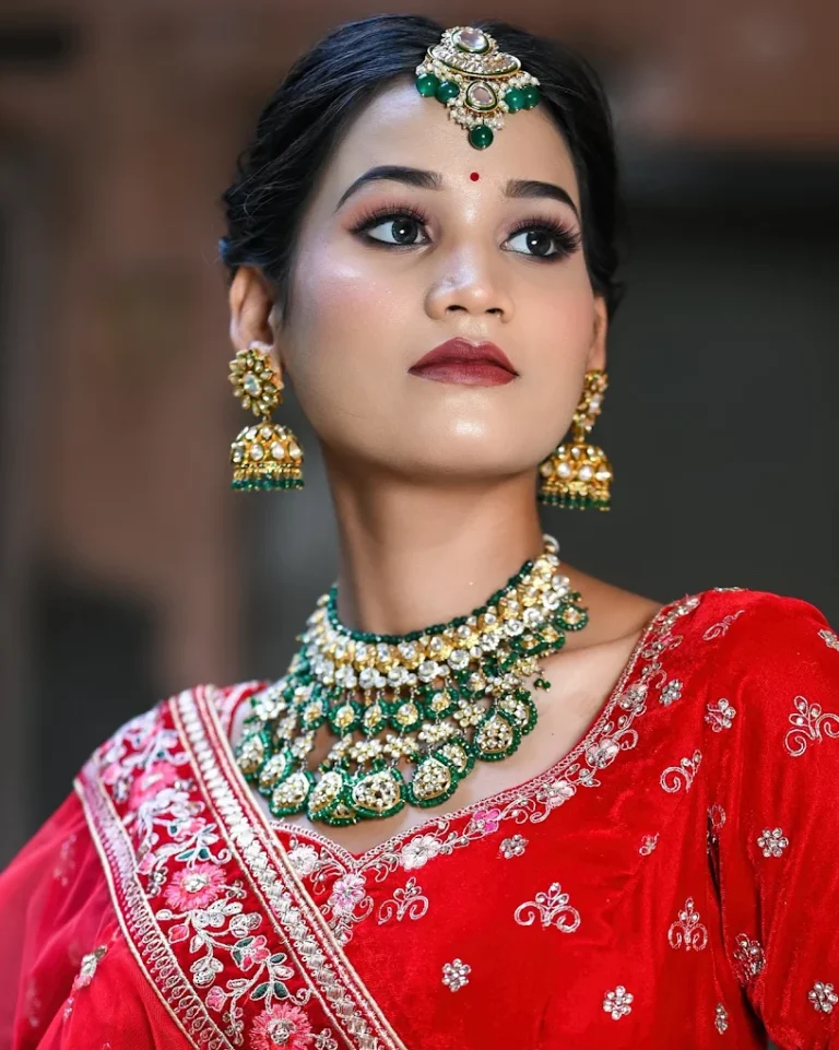 Sumitra Makeup Studio img12 768x961