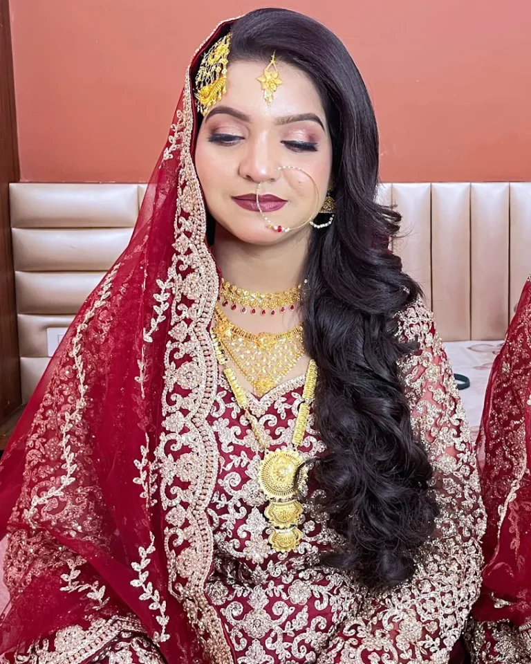 Sumitra Makeup Studio img15 768x960