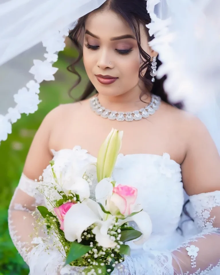 Sumitra Makeup Studio img16 768x960
