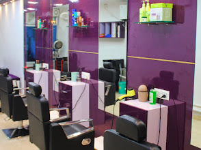 The Beauty Hub Unisex Family Salon img02