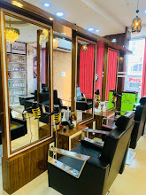 The Looks Professional Salon img05