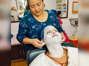 U shine Beauty parlour and salon img04