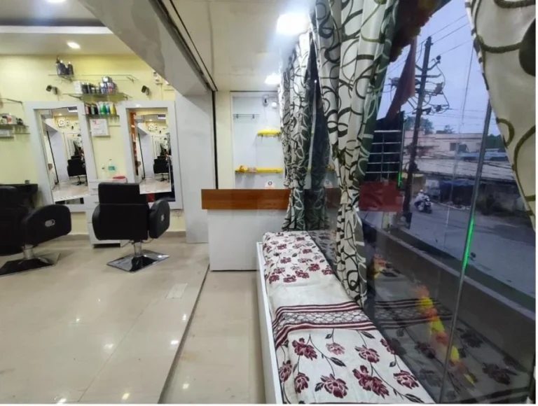 shreem beauty salon img09 1 768x580